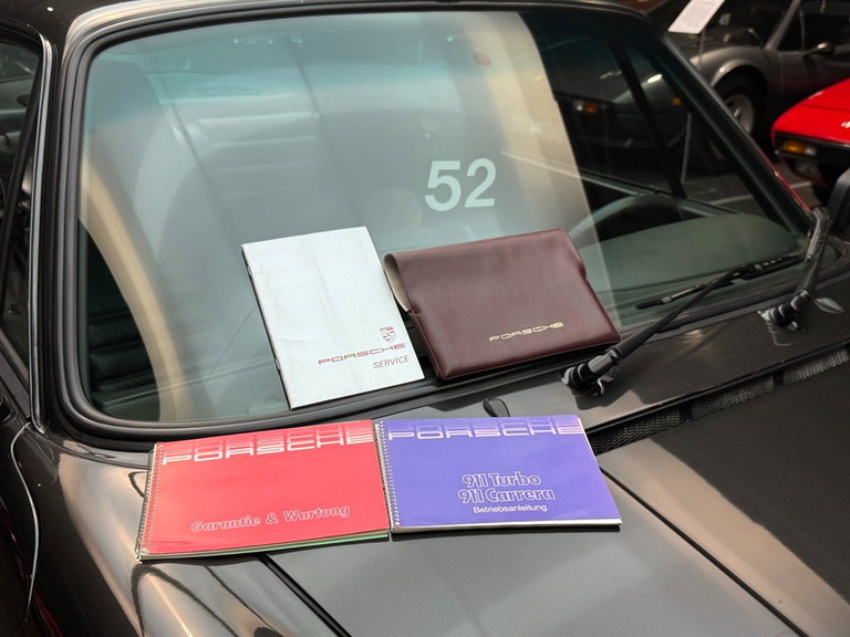 Porsche 911 Carrera 3.2