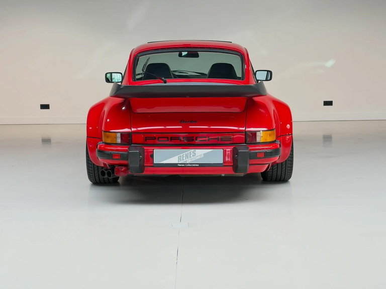 Porsche 911 Turbo 3.3