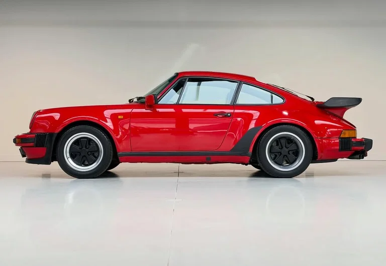 Porsche 911 Turbo 3.3
