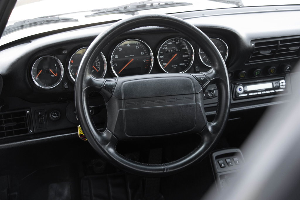 Porsche 964 Carrera 4
