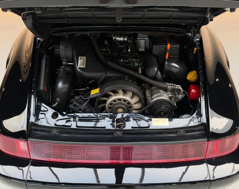 Porsche 964 Carrera 2 Speedster
