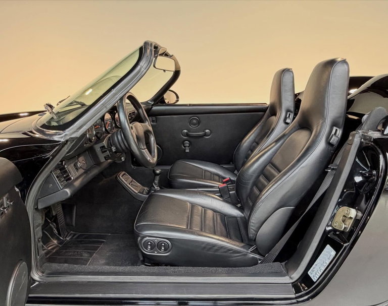 Porsche 964 Carrera 2 Speedster