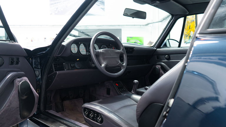 Porsche 993 Carrera 4S