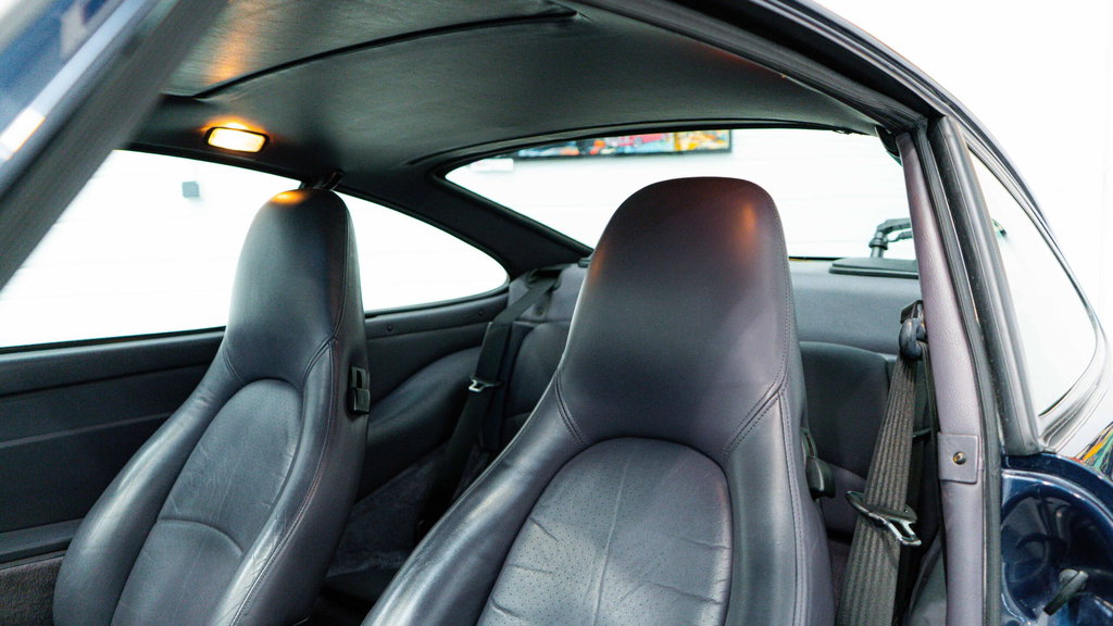 Porsche 993 Carrera 4S