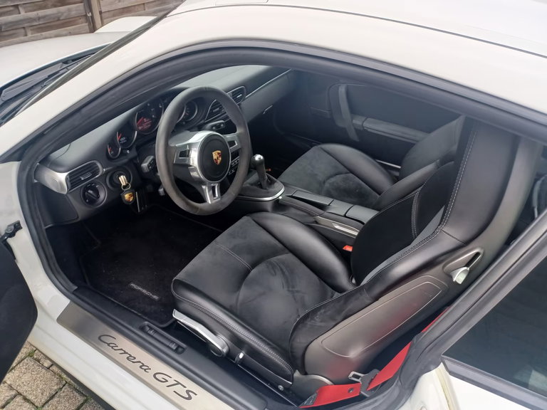 Porsche 997.2 Carrera GTS