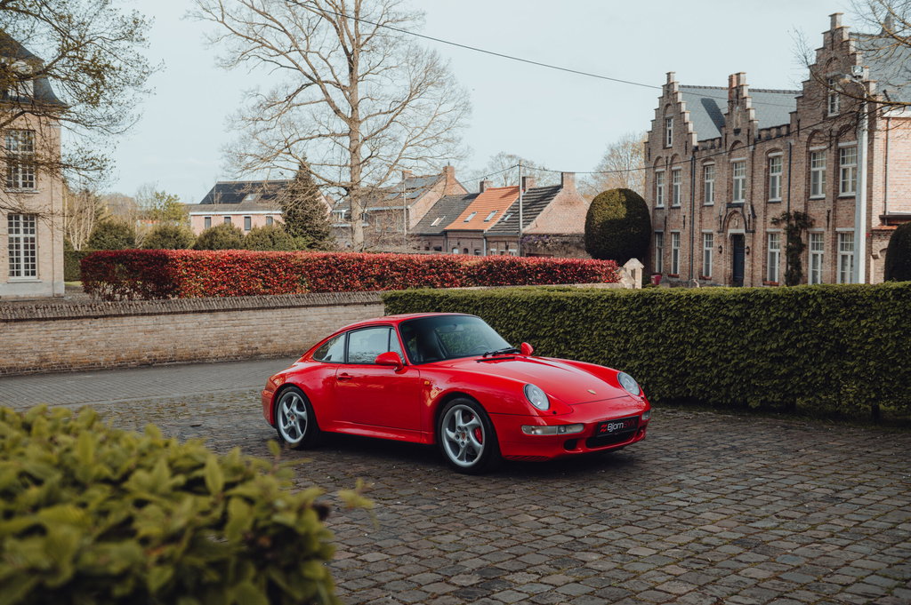 Porsche 993 Carrera 4S