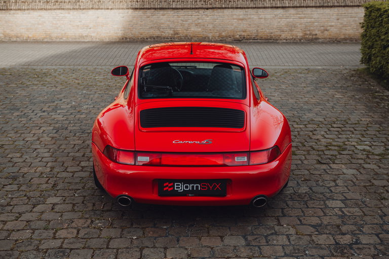 Porsche 993 Carrera 4S