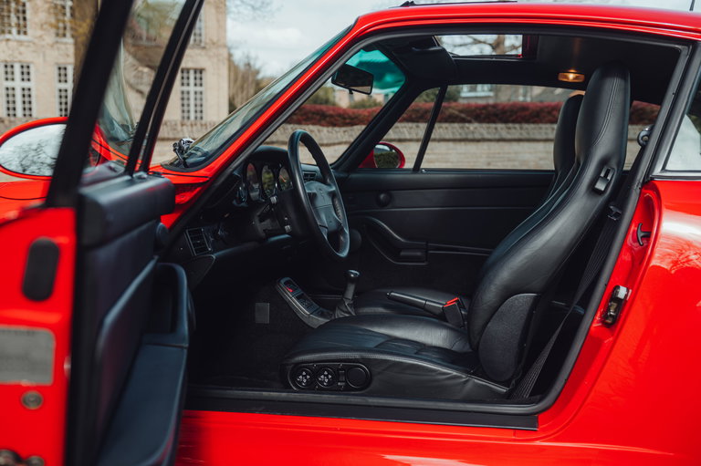 Porsche 993 Carrera 4S