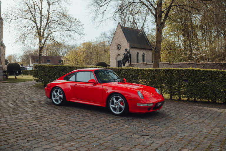 Porsche 993 Carrera 4S