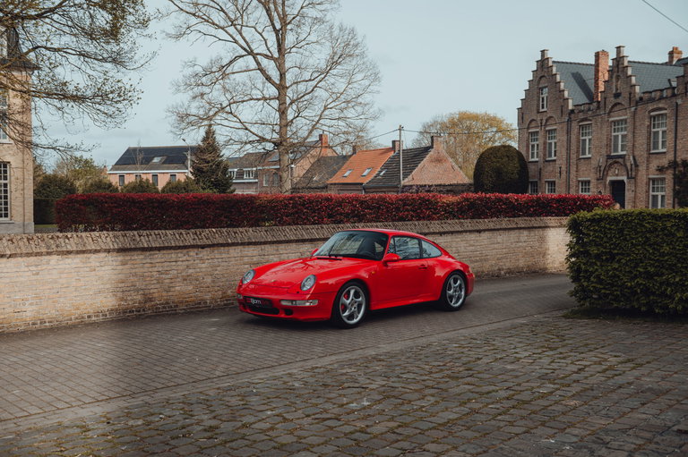 Porsche 993 Carrera 4S