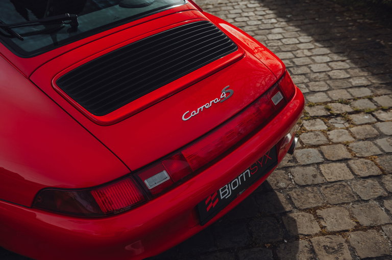 Porsche 993 Carrera 4S