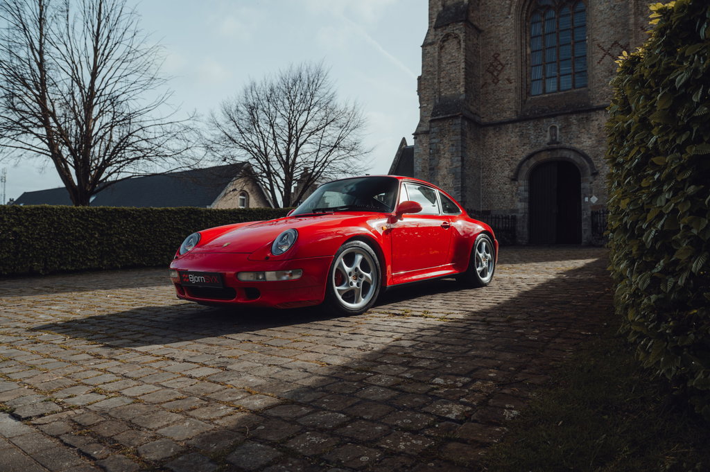 Porsche 993 Carrera 4S