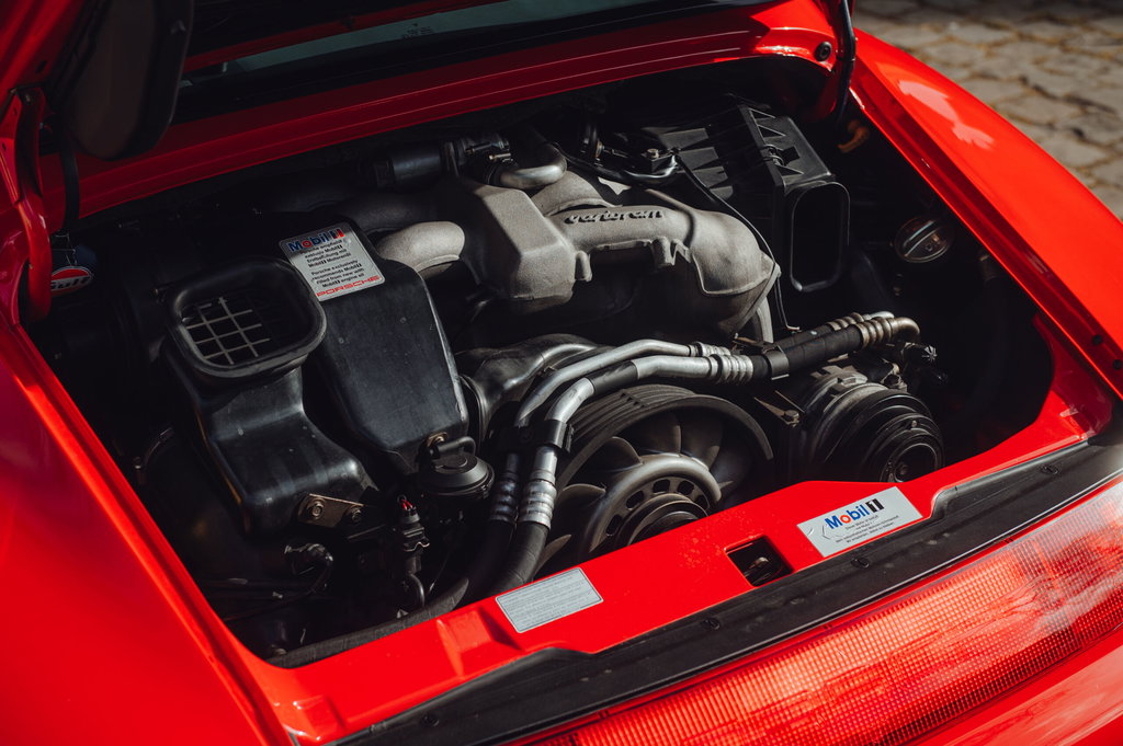 Porsche 993 Carrera 4S