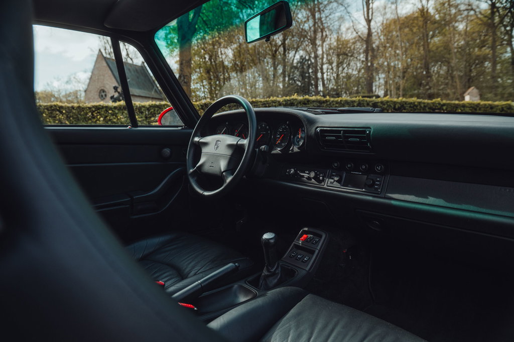 Porsche 993 Carrera 4S
