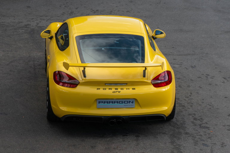 Porsche 981 Cayman GT4