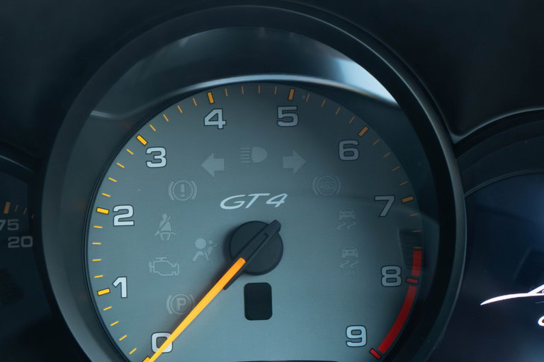 Porsche 981 Cayman GT4