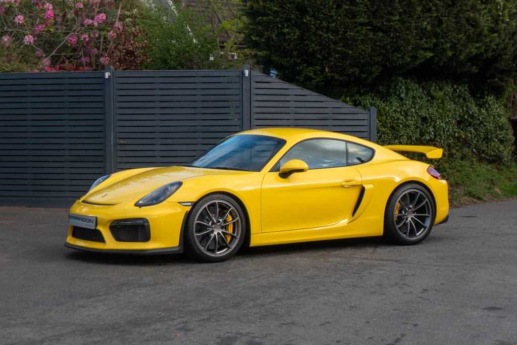 Porsche 981 Cayman GT4