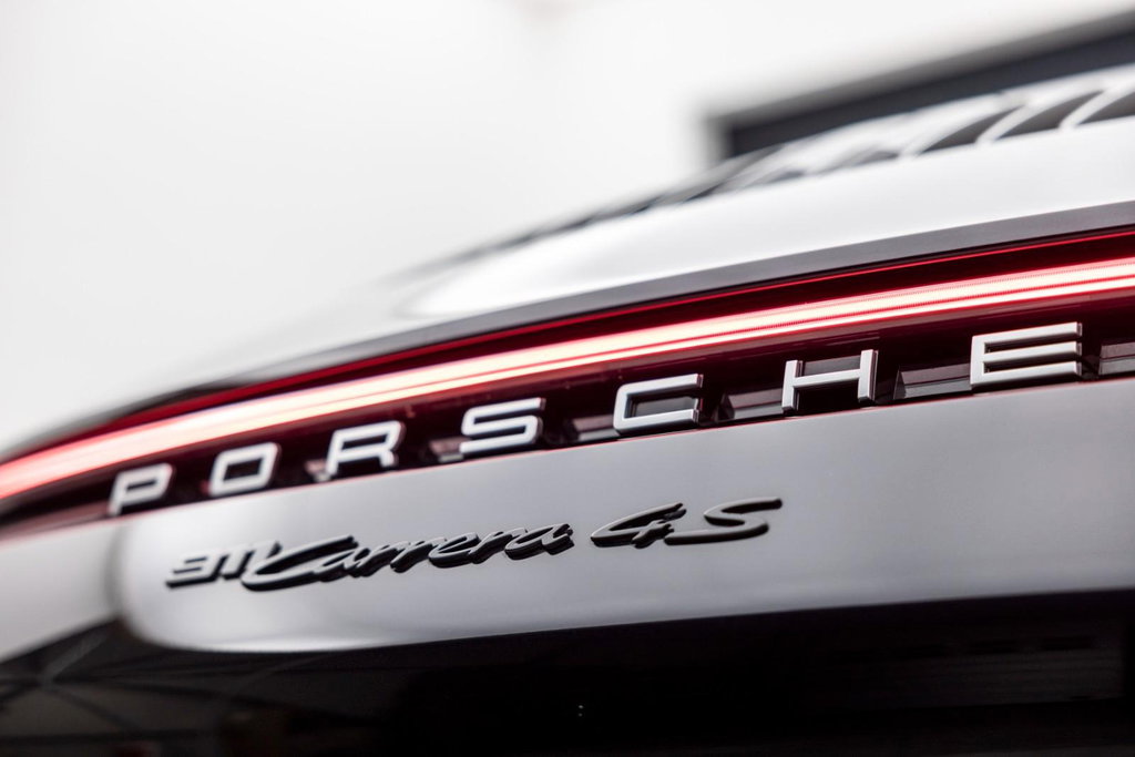 Porsche 992 Carrera 4S