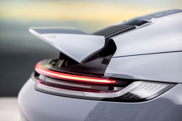 Porsche 992 Carrera