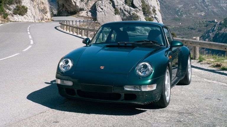 Porsche 993 Carrera 4S