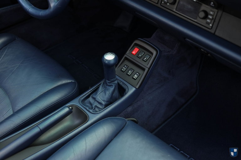 Porsche 993 Carrera 4