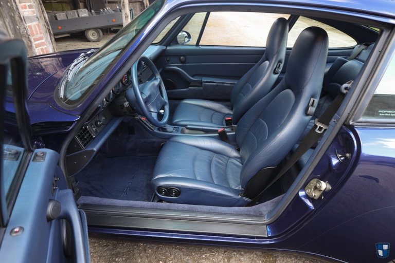 Porsche 993 Carrera 4