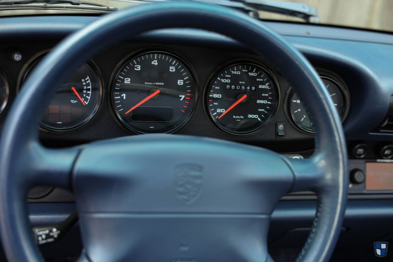Porsche 993 Carrera 4