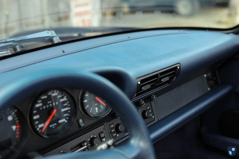 Porsche 993 Carrera 4
