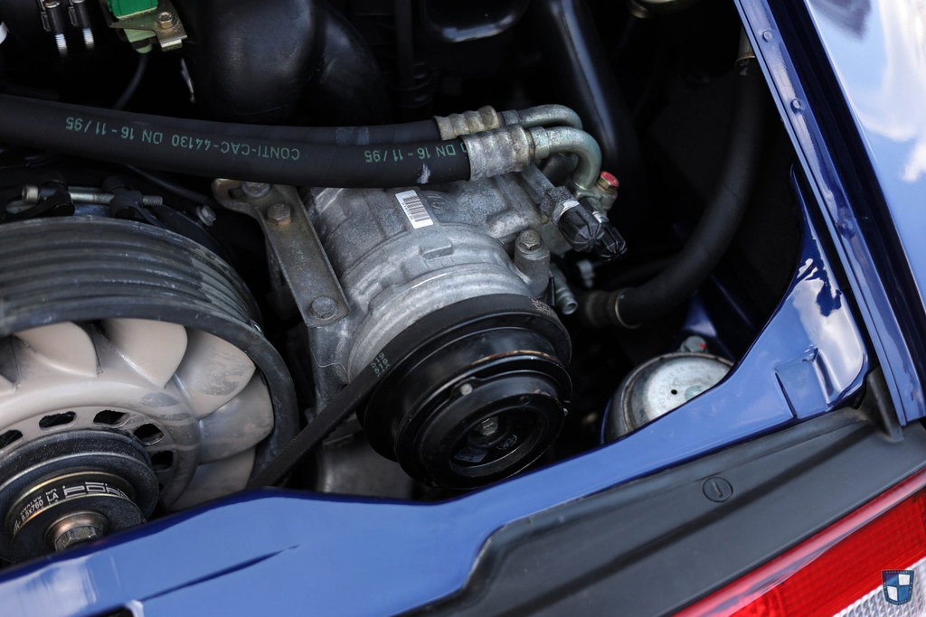 Porsche 993 Carrera 4