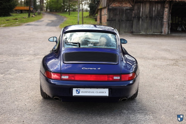 Porsche 993 Carrera 4