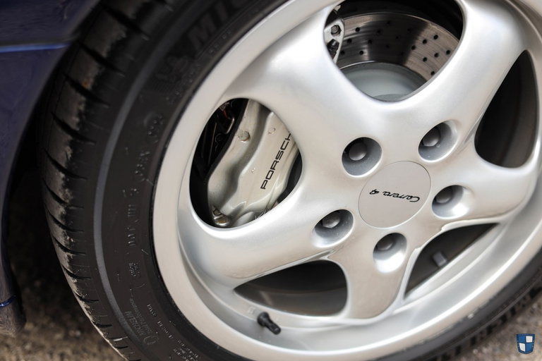 Porsche 993 Carrera 4