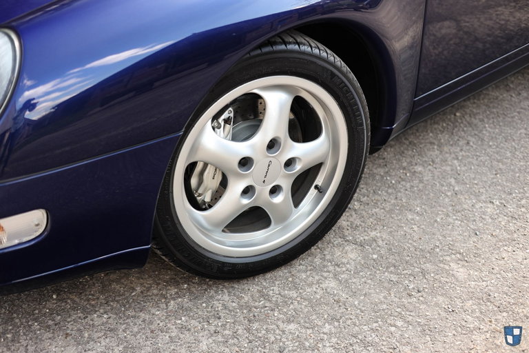 Porsche 993 Carrera 4