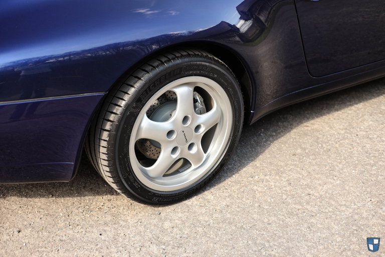 Porsche 993 Carrera 4