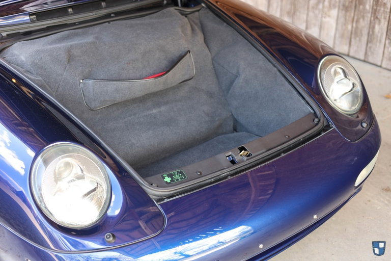 Porsche 993 Carrera 4