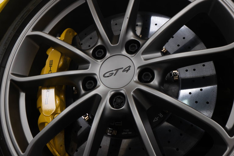 Porsche 981 Cayman GT4