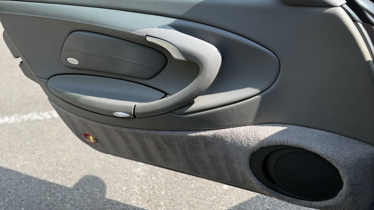 Porsche 996 Carrera 4