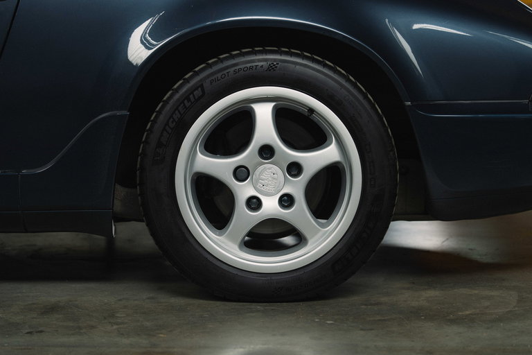 Porsche 964 Carrera 2