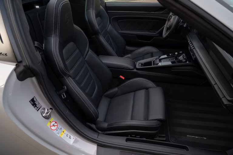 Porsche 992 Targa 4 GTS