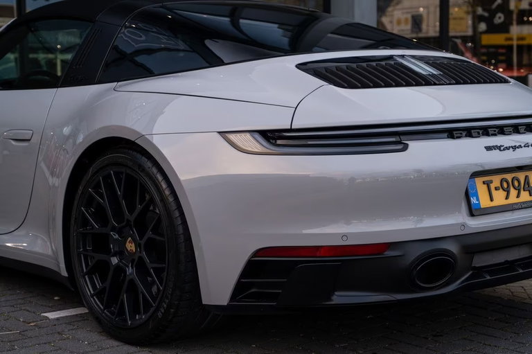 Porsche 992 Targa 4 GTS