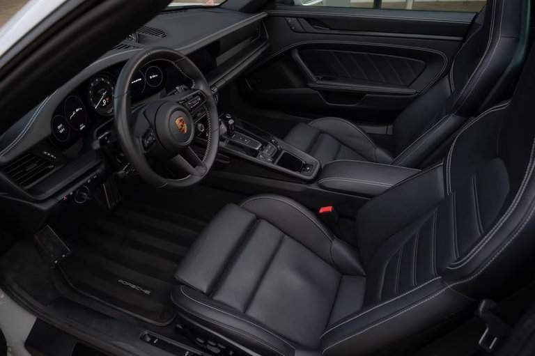 Porsche 992 Targa 4 GTS