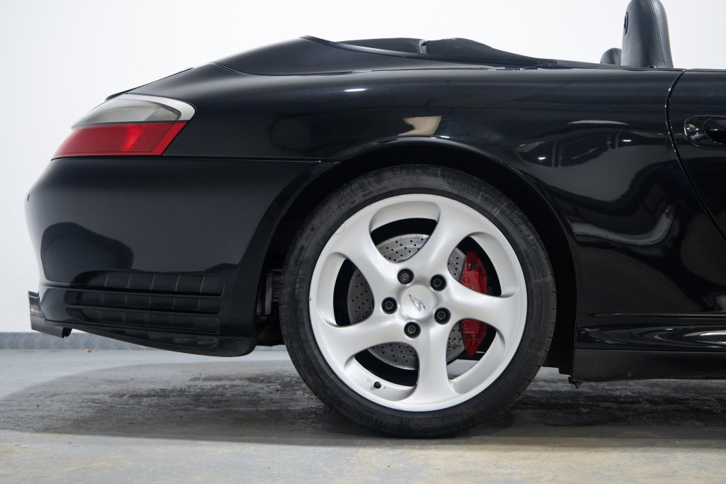 Porsche 996.2 Carrera 4S