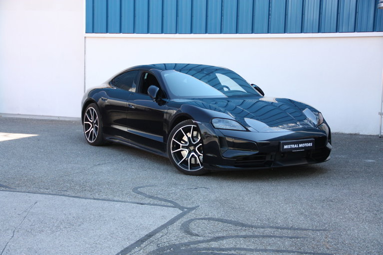 Porsche Taycan Turbo
