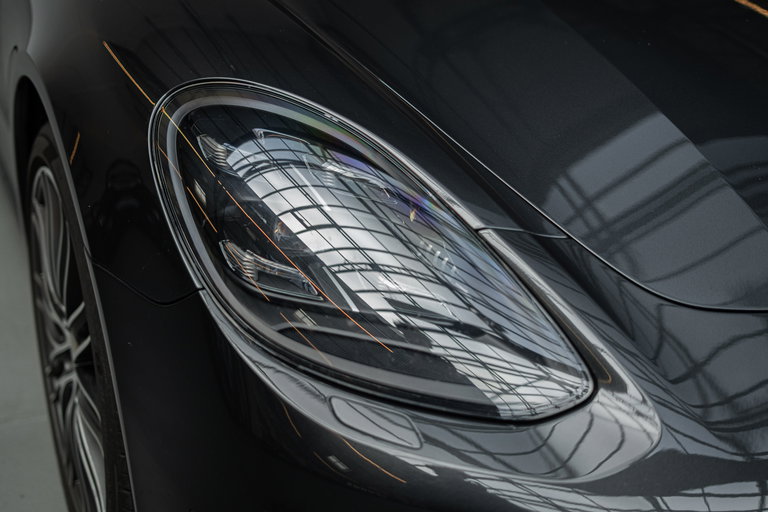 Porsche Panamera 4 E-Hybrid