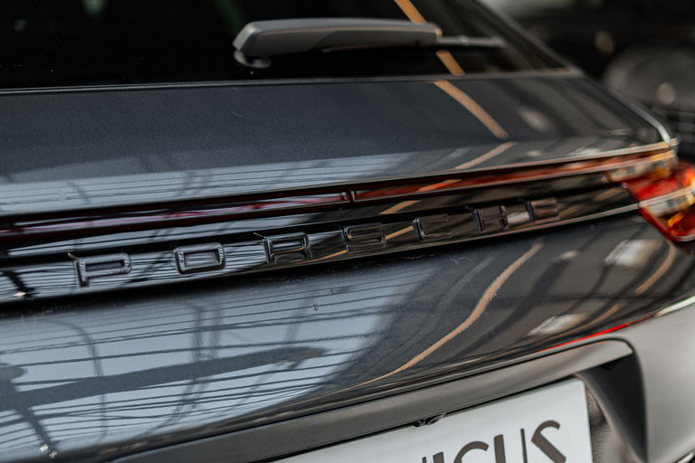 Porsche Panamera 4 E-Hybrid