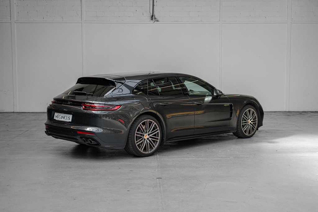 Porsche Panamera 4 E-Hybrid