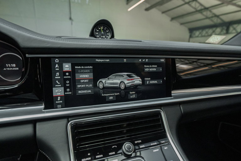 Porsche Panamera 4 E-Hybrid