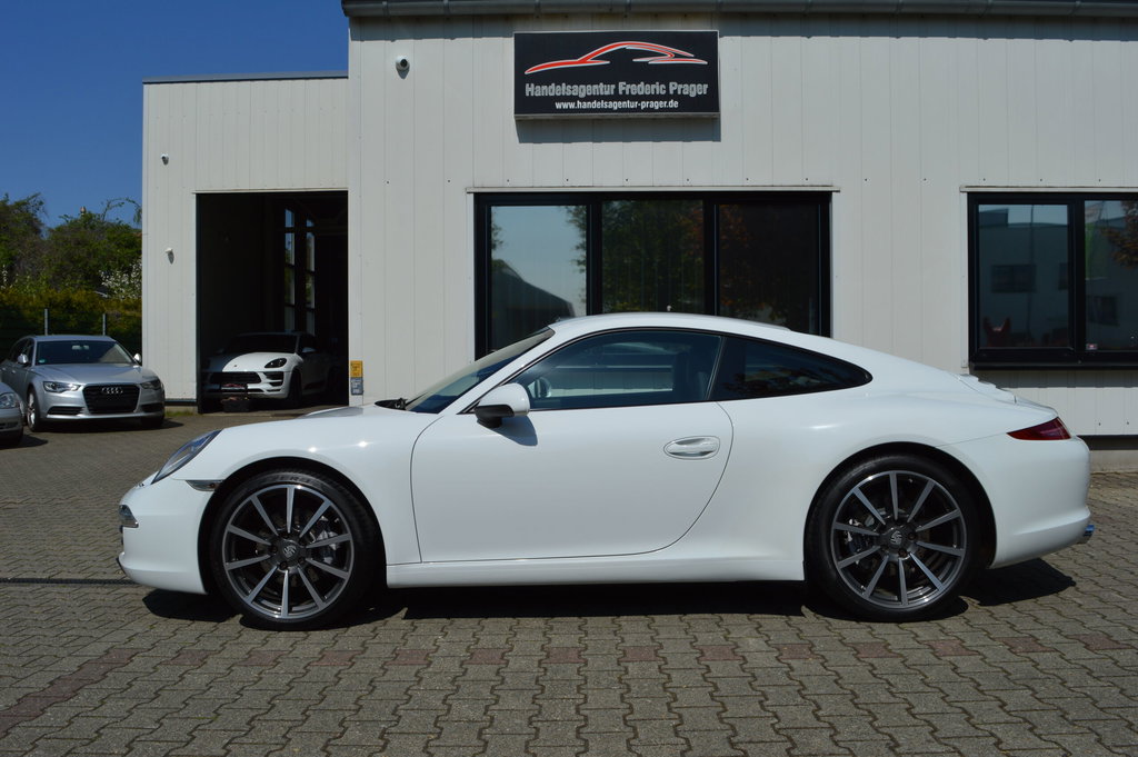 Porsche 991 Carrera