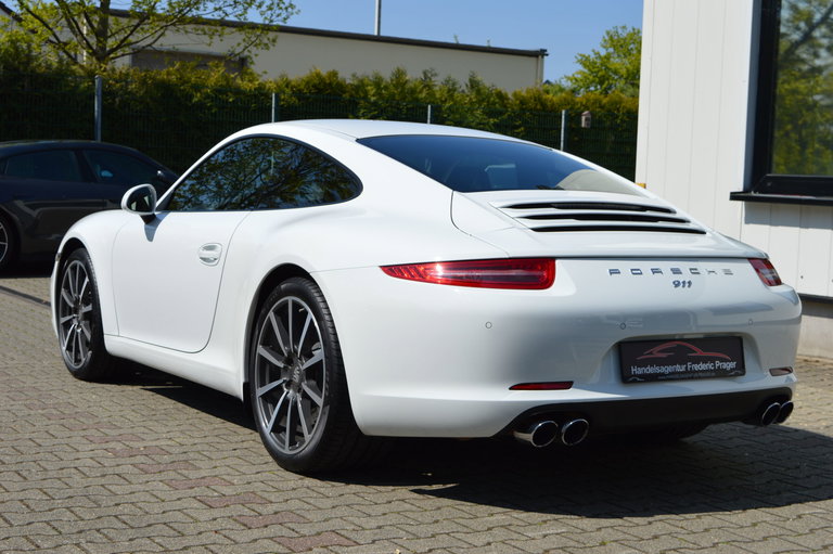 Porsche 991 Carrera