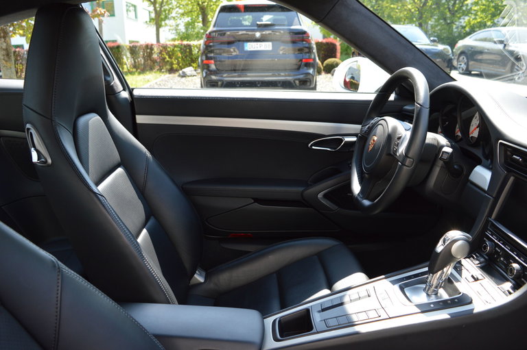 Porsche 991 Carrera