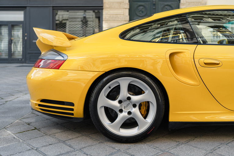 Porsche 996.2 GT2